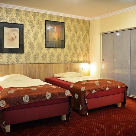 Pension Yellow Timisoara Luaran gambar