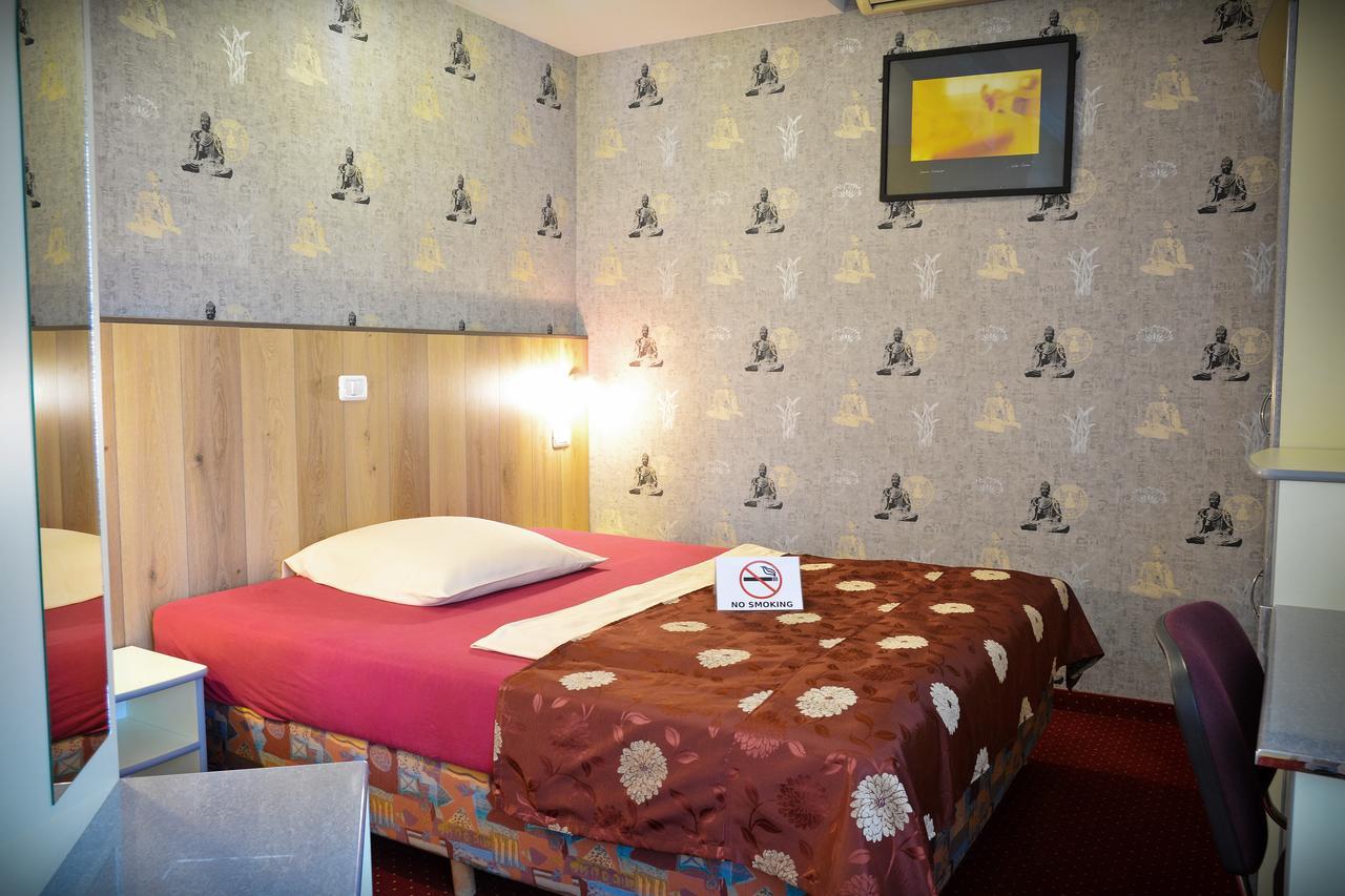 Pension Yellow Timisoara Luaran gambar