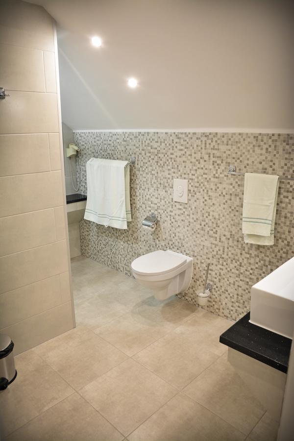 Pension Yellow Timisoara Luaran gambar